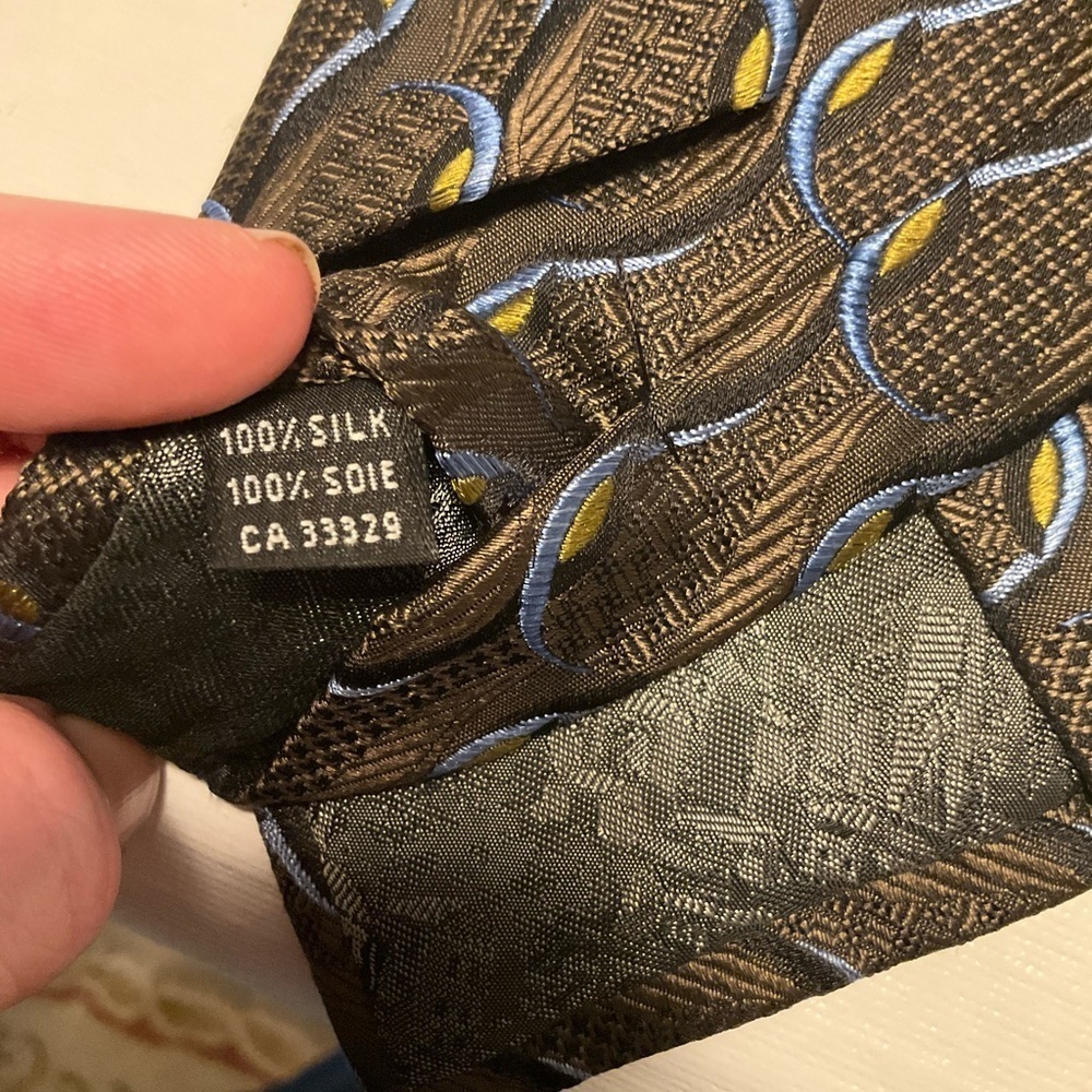Kolte Italy Silk Necktie - Picture 4 of 4